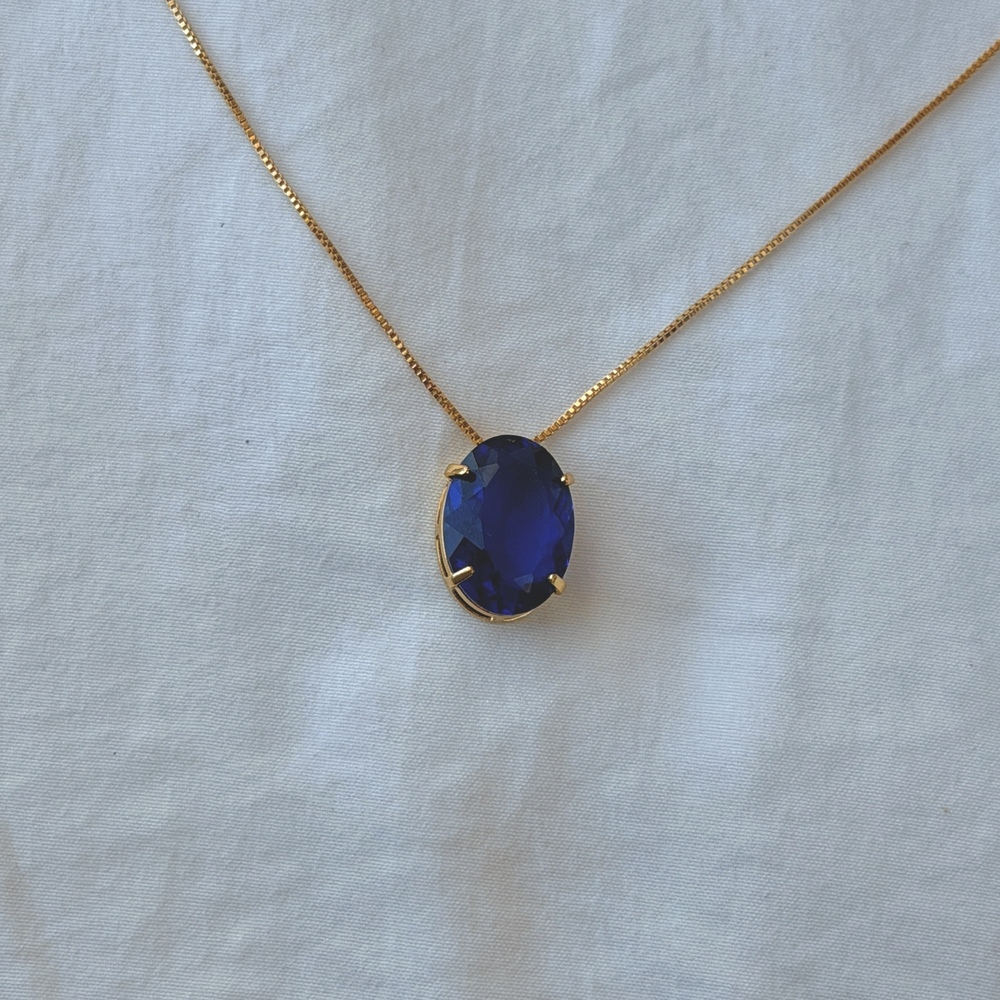 Classic Oval Stone Necklace - 18k Gold Plated - Reconstituted Sapphire